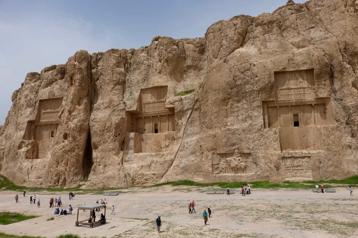 Viaggio in Iran - necropoli di Naqsh-e-Rostam