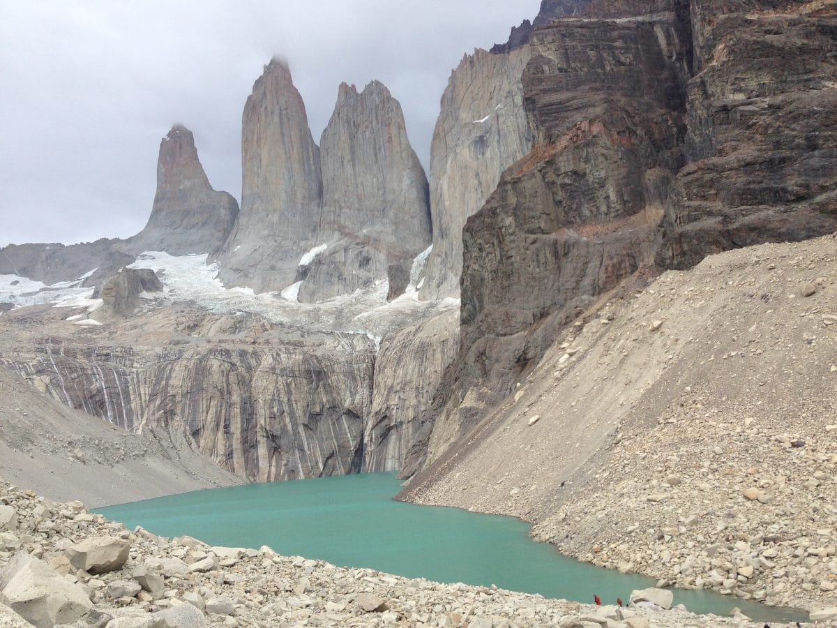 Cile del sud: la vista delle 3 torri dal Mirador de las Torres a Torres del Paine