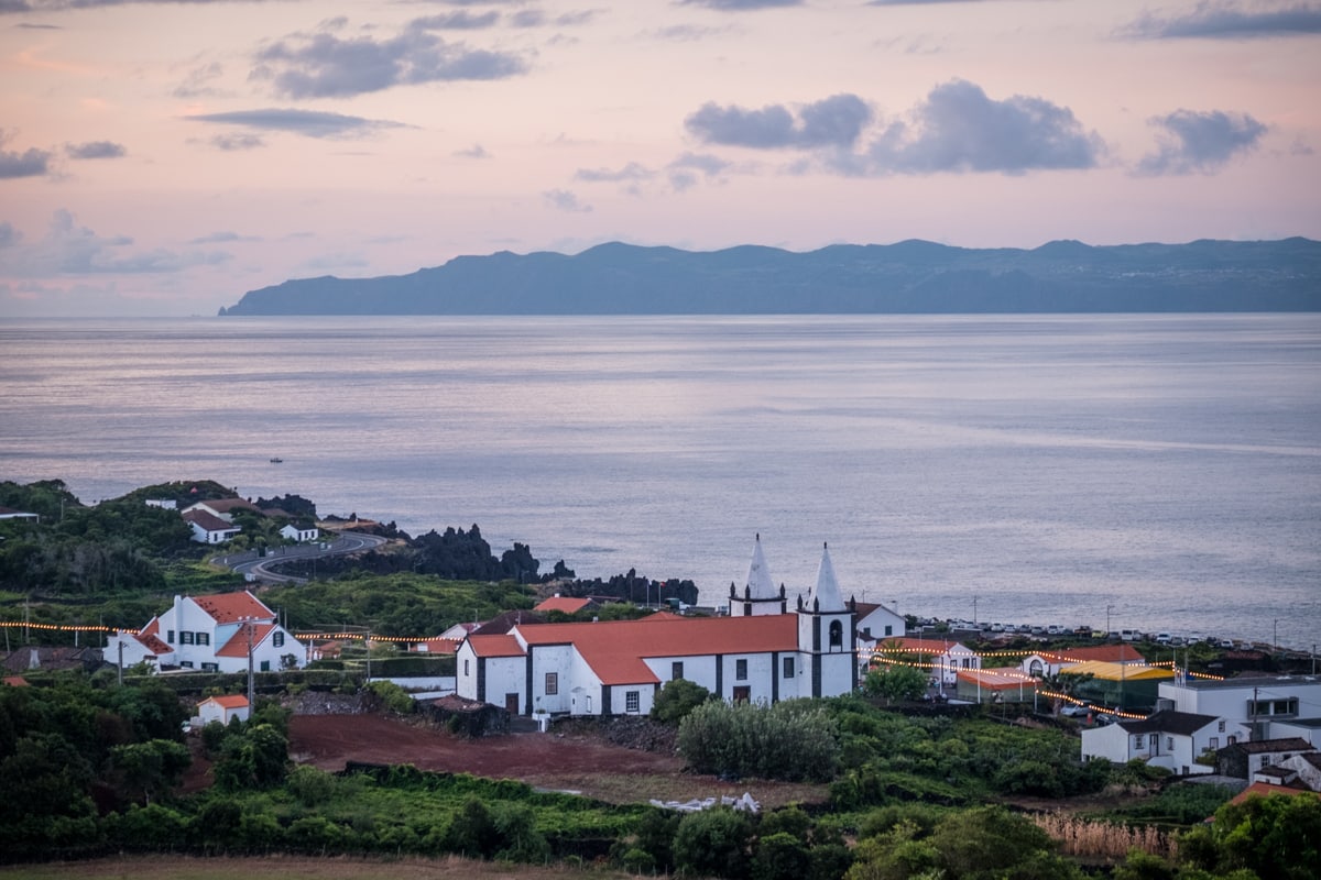 Vista di Sao Jorge da Pico - isole Azzorre