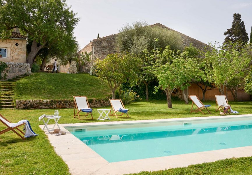 Agriturismo con piscina in Sicilia