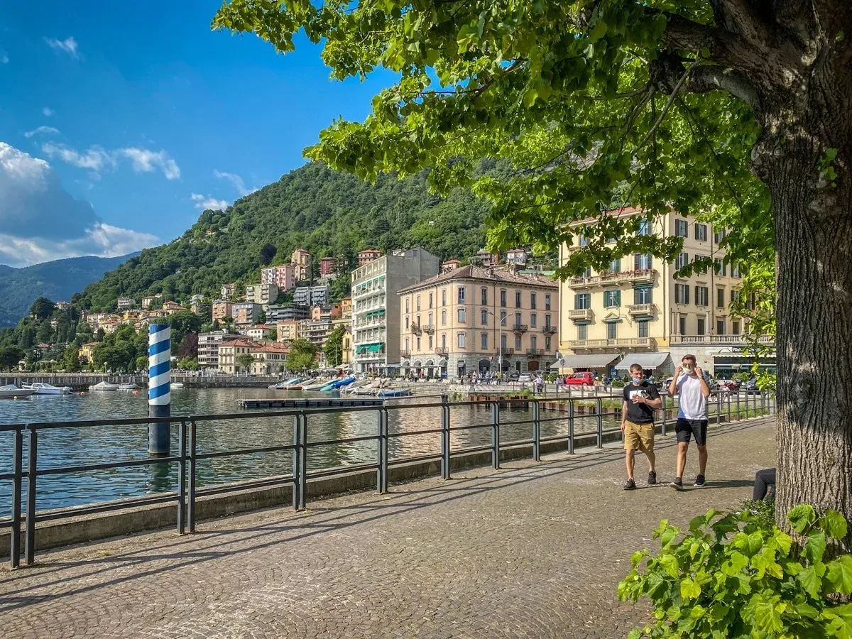lungolago di Como