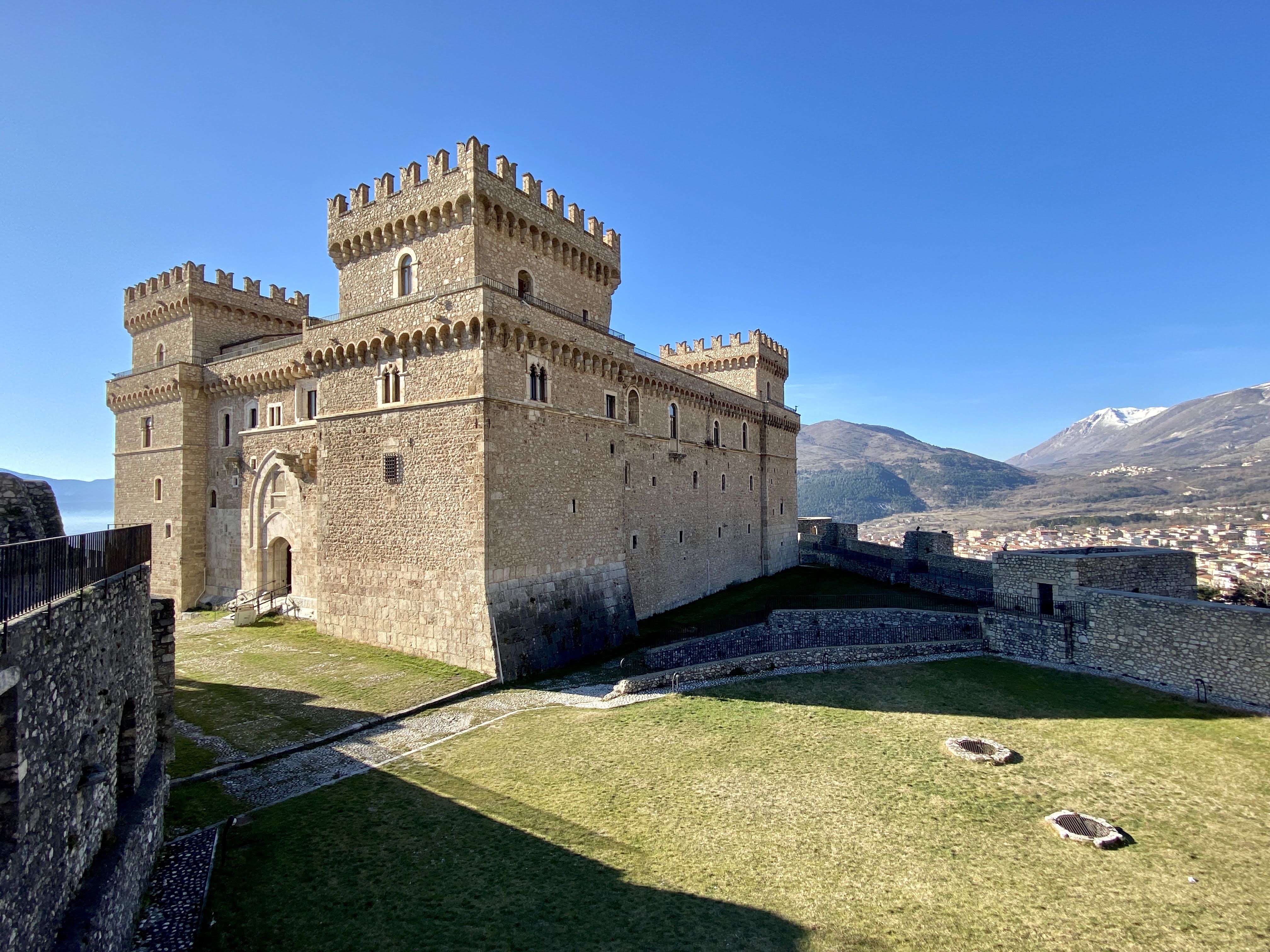 Castello Piccolomini - Celano
