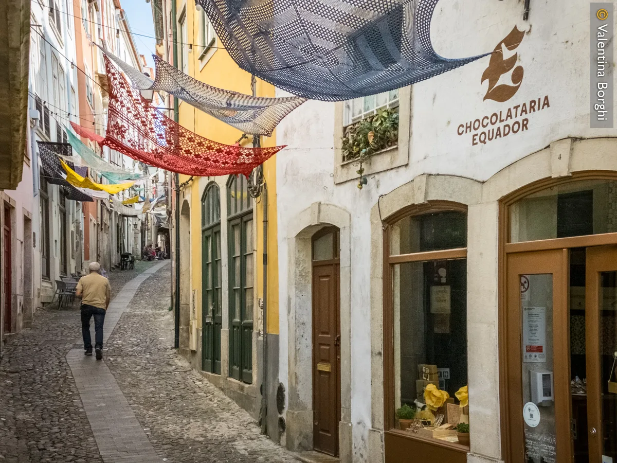 vicolo del centro di Coimbra