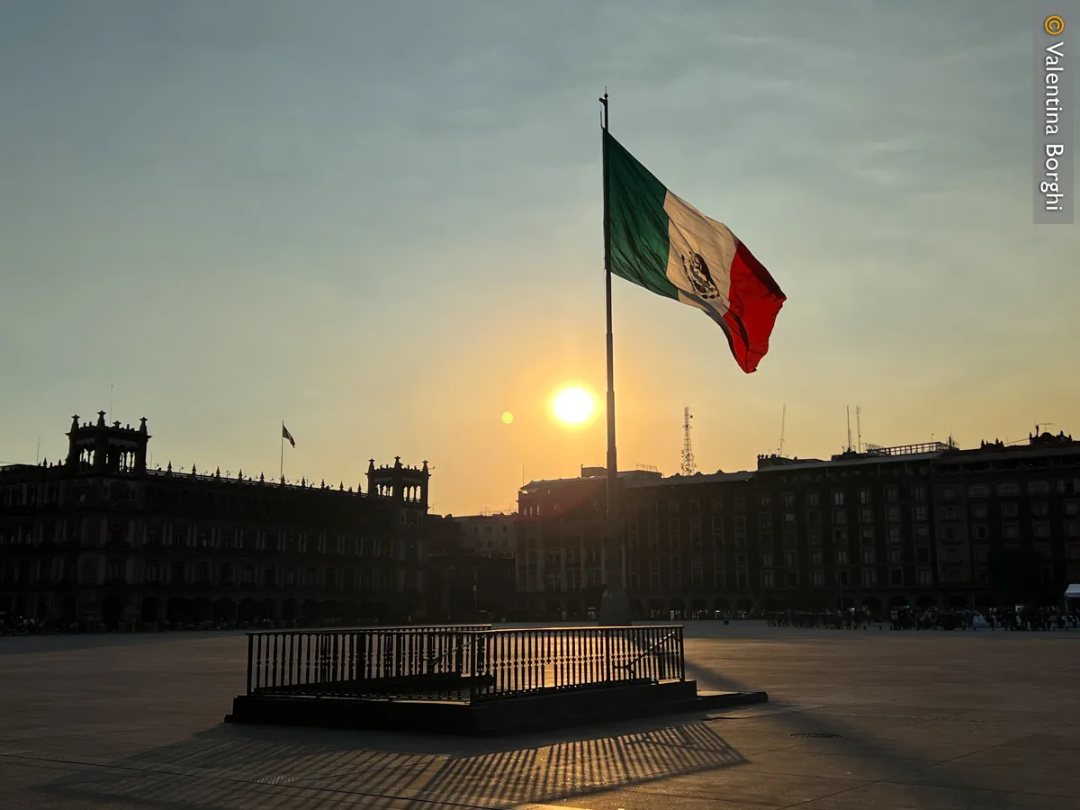 Lo Zócalo, Città del Messico
