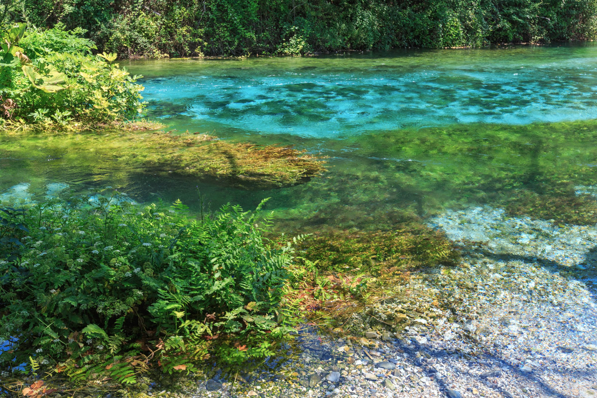 Blue Eye, Albania