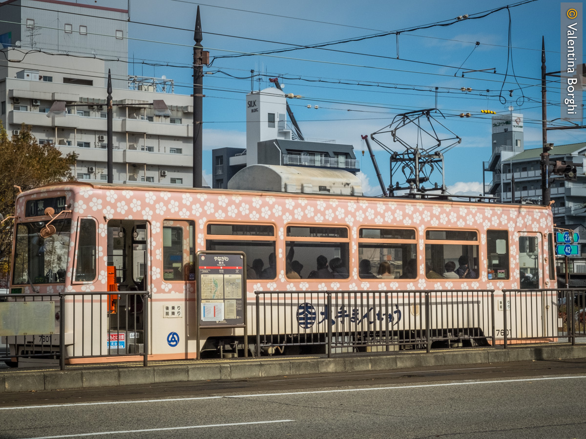 Tram ad Okayama, Giappone