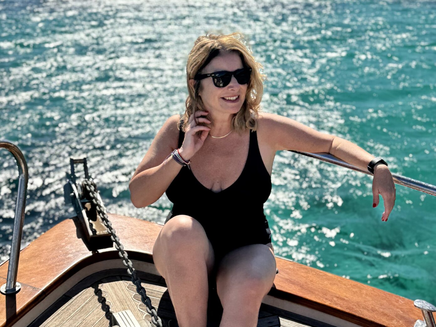 in barca all'isola della Maddalena, Sardega