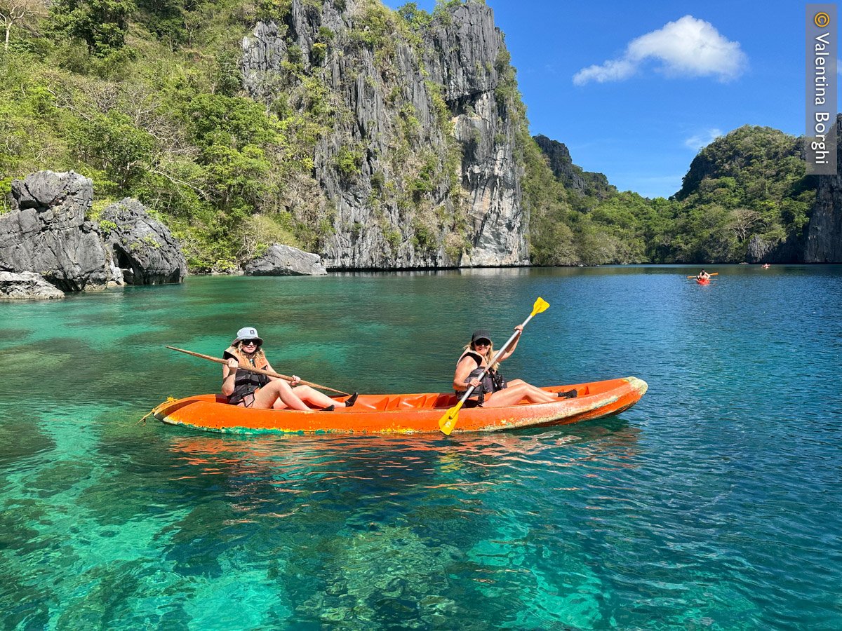 kayak nella Big Lagoon, El Nido, Palawan, Filippine