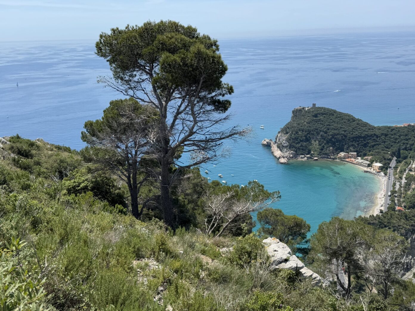 Baia dei Saraceni, Varigotti