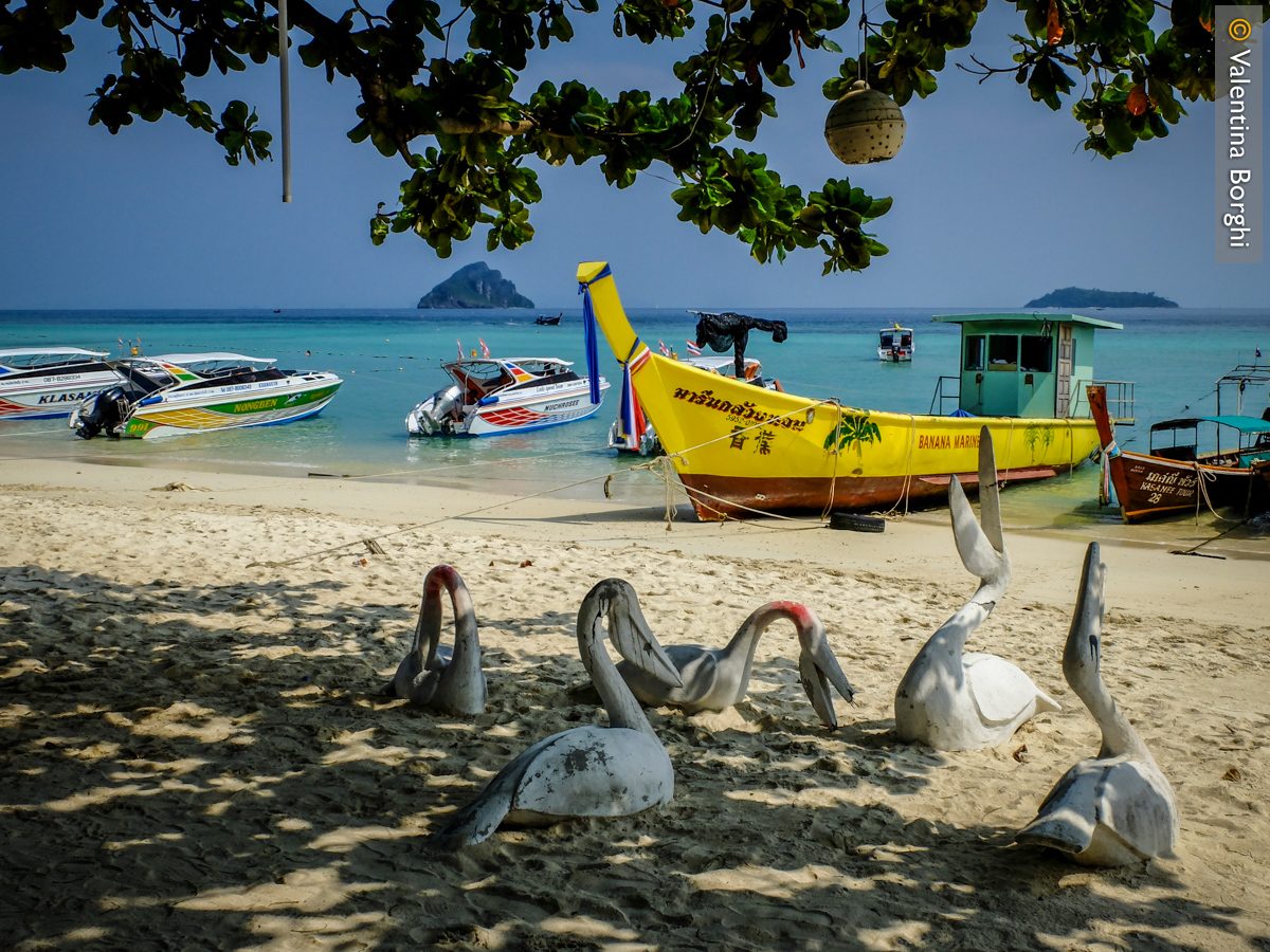 spiaggia di Phi Phi, Thailandia