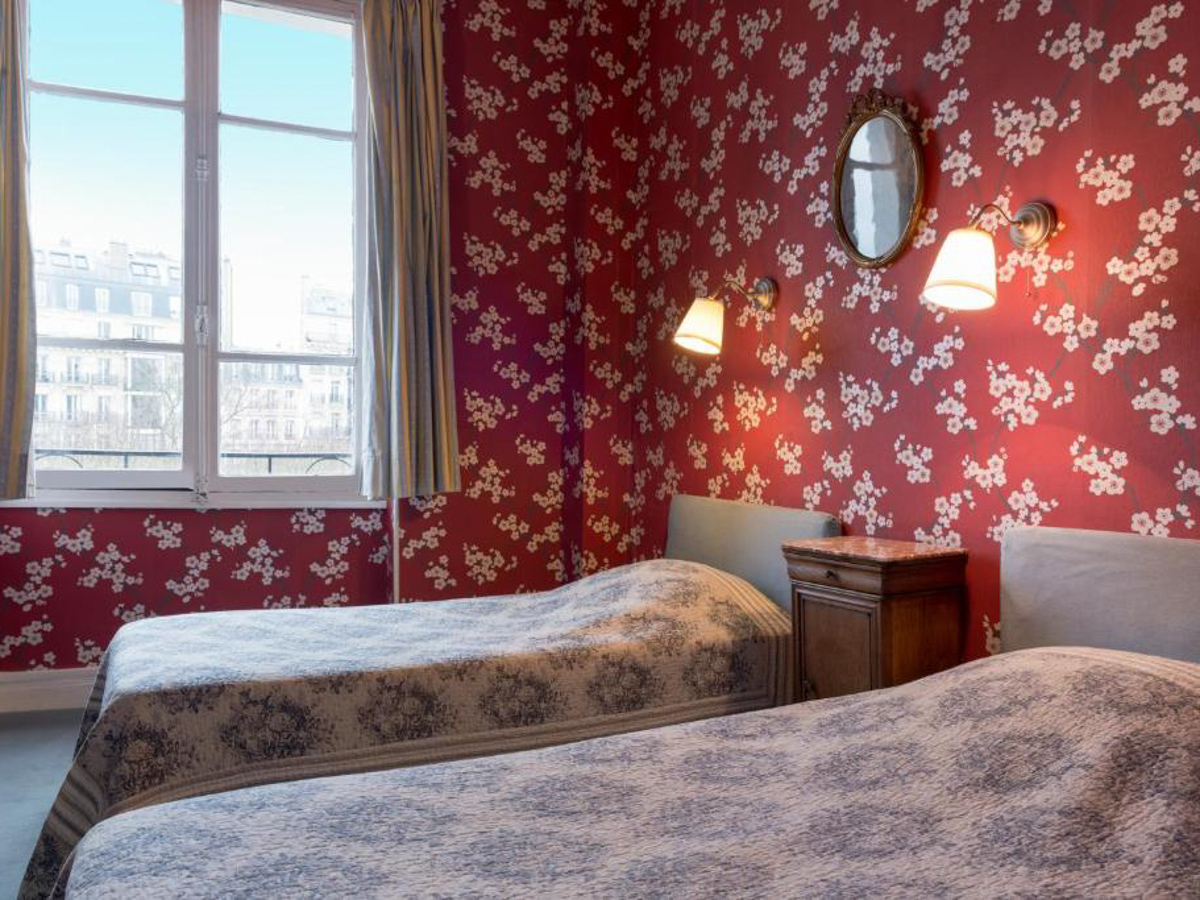 Hotel-Esmeralda, Parigi