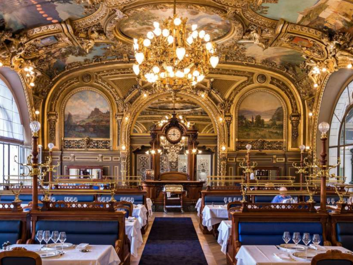 Le Train Bleu, Parigi